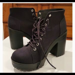 💜 HM Divided Platform boots